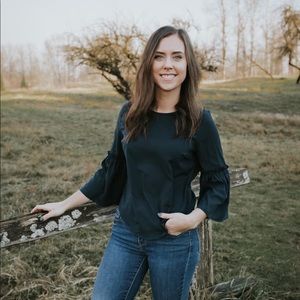 Meet your Posher, Emily